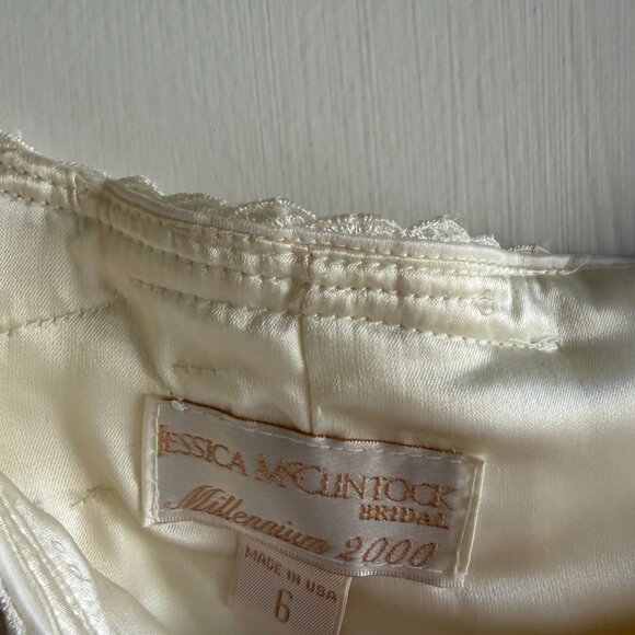 Vintage Jessica McClintock Wedding Dress / 2nd Look - Picture 5 of 10